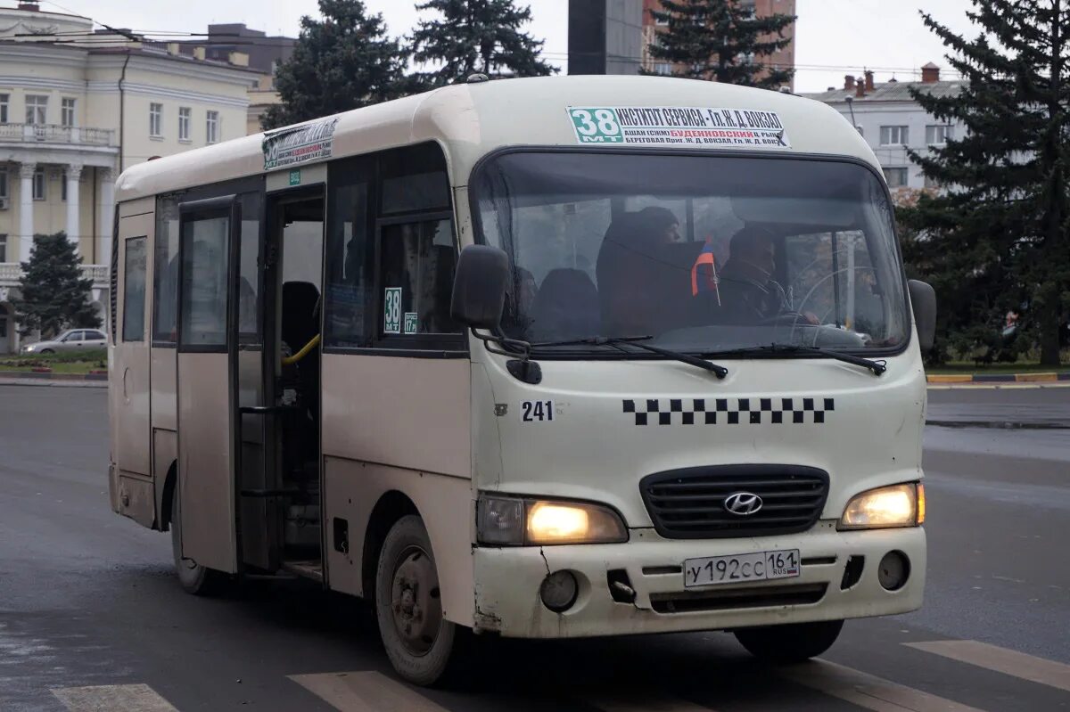 Маршрут 56 автобуса ростов. Hyundai County SWB 2022. Hyundai County Hyundai Таганрог. Маршрутки Хендай Каунти Ростов. 55 Автобус Ростов на Дону.