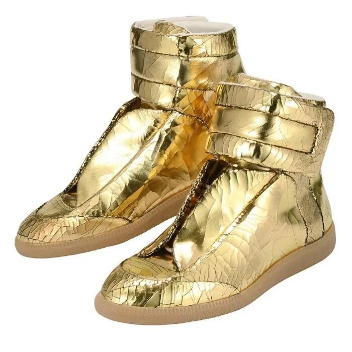 Таби maison margiela. Maison Martin Margiela Shoes. Maison Margiela tabi туфли. Maison Martin Margiela обувь. Maison Margiela Gold.