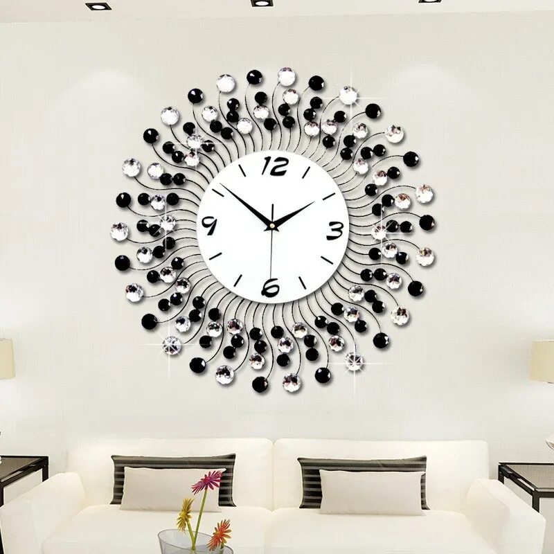 Дизайнерские настенные часы для гостиной. Часы настенные. Интерьерные часы. Часы на стену. Часы в интерьере.