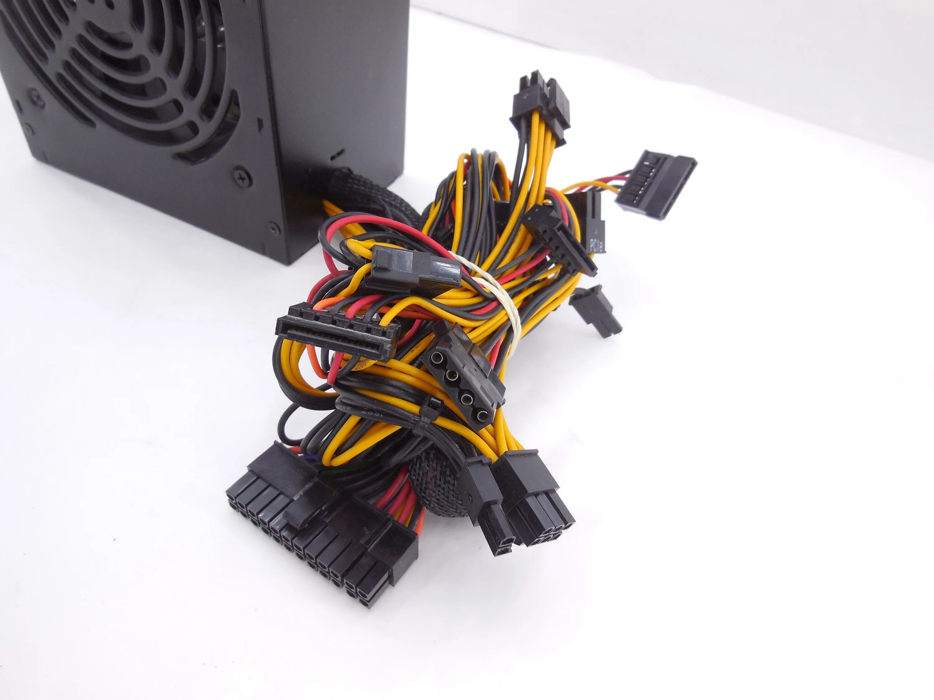 Deepcool dn500 500w 80 standard. Блок питания deepcool dn500. блок питания deepcool 500w. deepcool блок питания 500w atx. блок питания deepcool dn500 внутри.