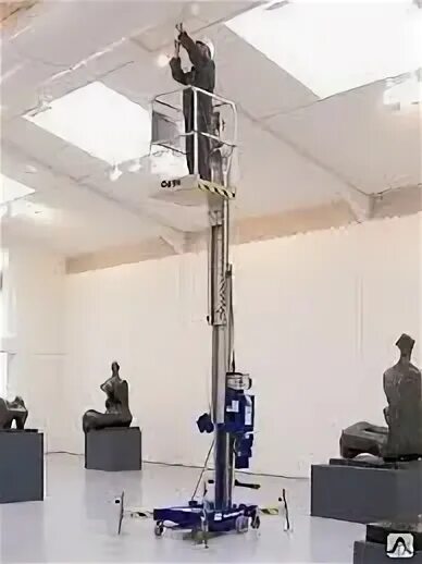 Подъемник для помещений. Gs 2032 подъёмник. Консольный гидравлический подъемник 500 кг. Грузовой подъемник консольный пг-к-250. Мачтовый подъемник с-447м.