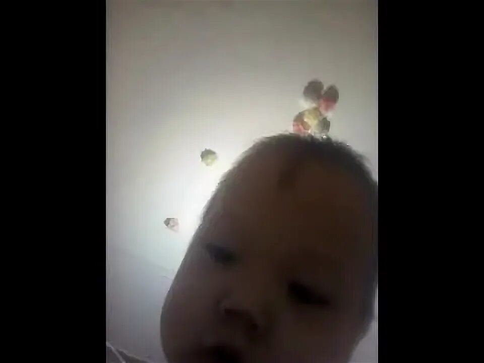Ребенок съел камеру Мем. Малыш звонкий мари