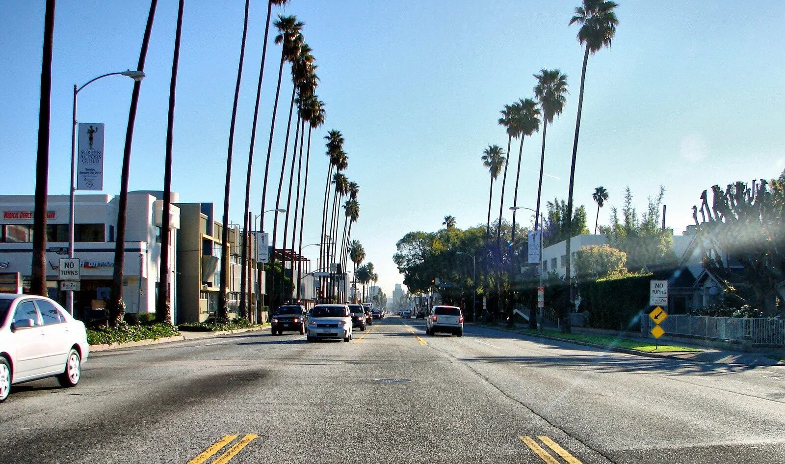 Лос-Анджелес. Район Голливуд в Лос Анджелесе. Америка Лос Анджелес Калифорния. Роад Лос Анджелес Калифорния. Los angeles street