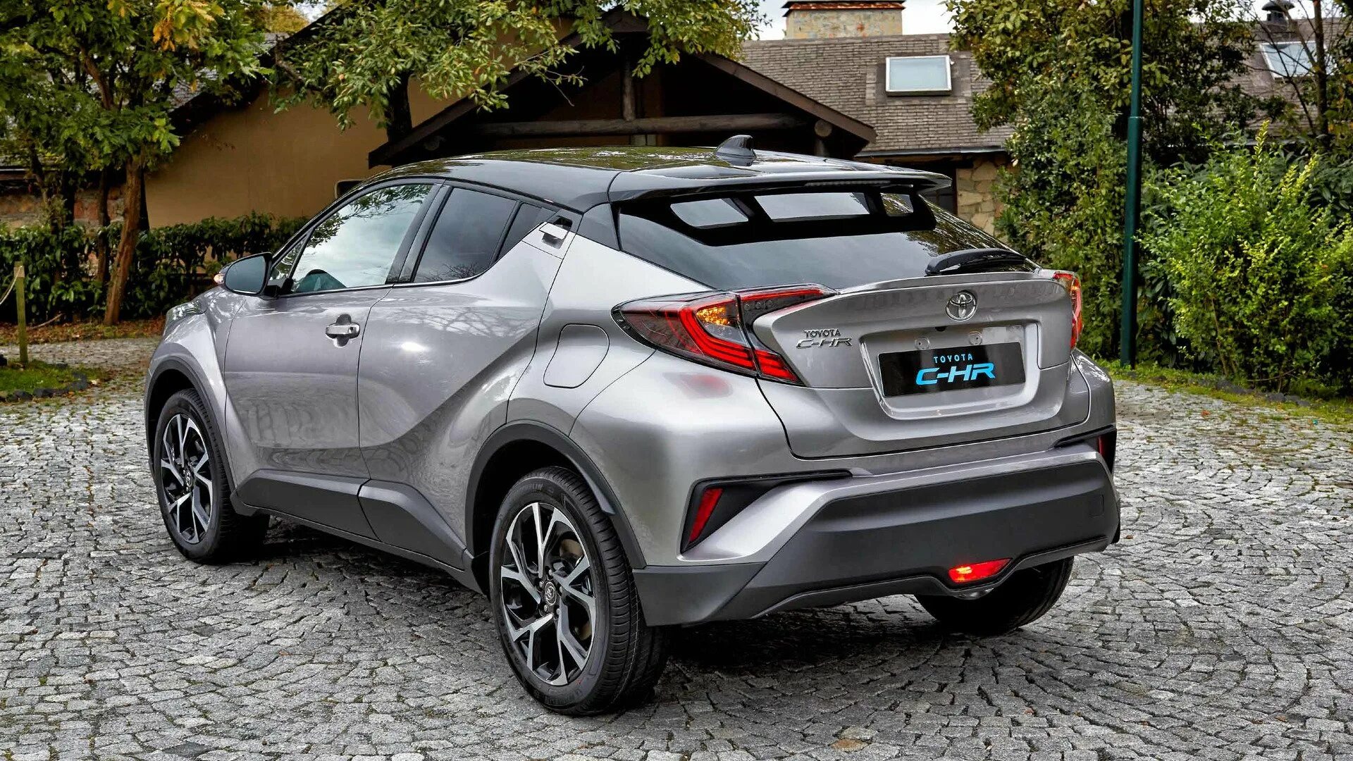 Toyota Chr. Toyota Chr 2017. Тойота c-HR 2019. Toyota c-HR 2017. Купить toyota hr