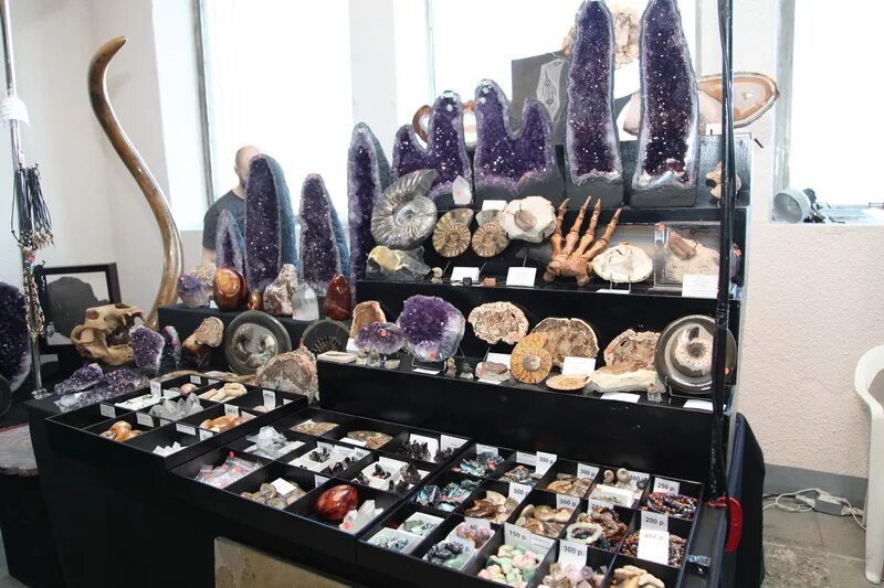 Выставка камней в спб 2022 мир камня. Мир камней магазин санкт-петербург. Выставка мир камня в петербурге. Выставка камней питер. Выставка мир камня в петербурге.