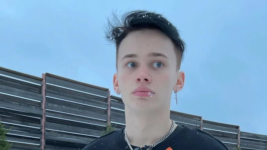 Милохин 2020. Даня милохин блондин 2021. Даня милохин лицо. Блоггер даниил милохин. Даня милохин сбербанк.