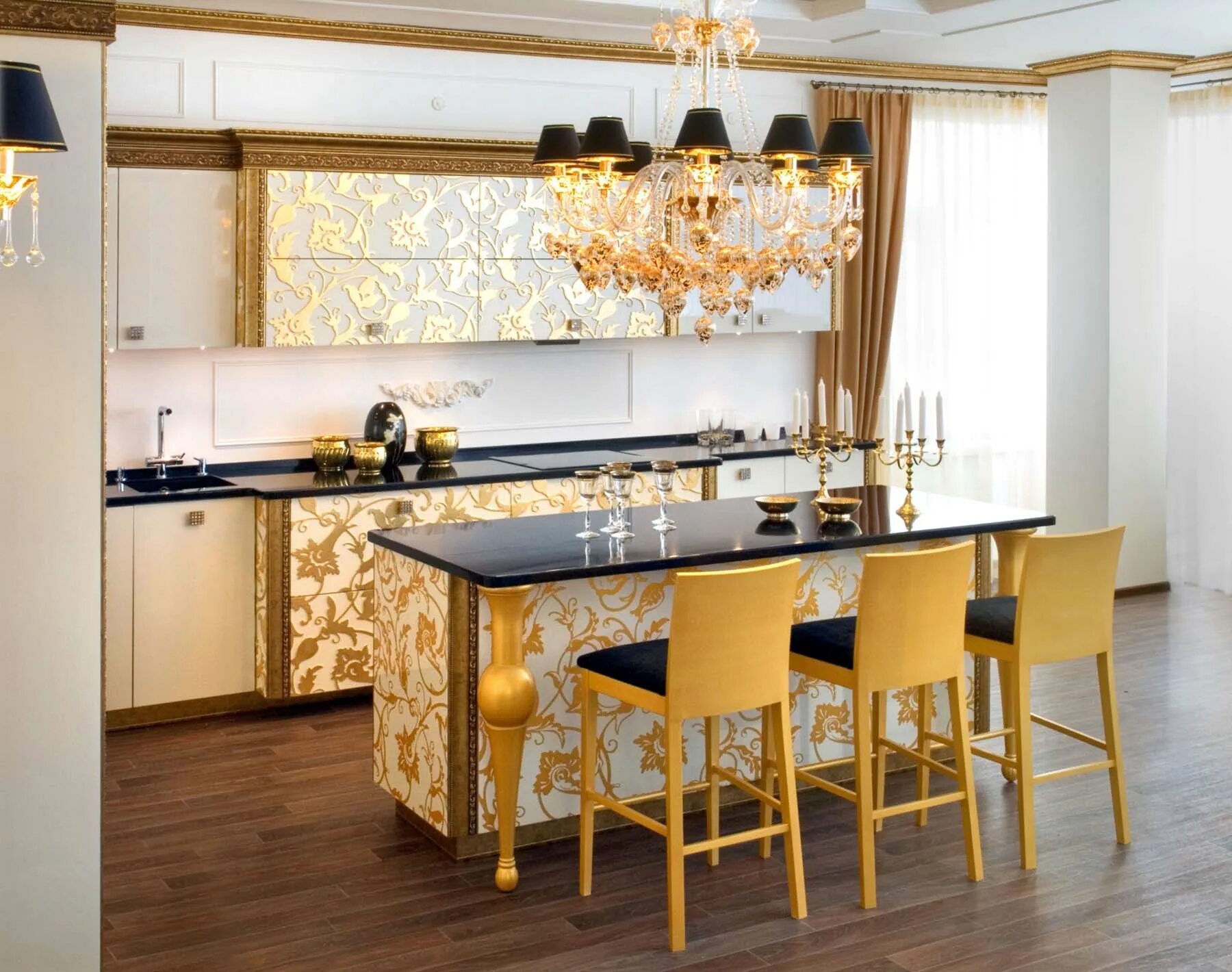 Золотистые кухонные. Кухня в золотом цвете. Кухня под золото. Кухня в золотистых тонах. Кухня в бело золотом цвете.