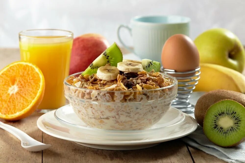 Завтрак должен быть правильным. Полезный завтрак. Здоровый завтрак. Правильный завтрак. Правильное питание завтрак.