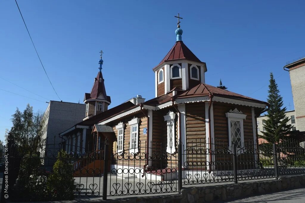 храм покрова пресвятой богородицы в городе покров. церковь макария митрополита алтайского в дзержинском. церковь покрова новосибирск. церковь покрова новосибирск. покровская церковь новосибирск.