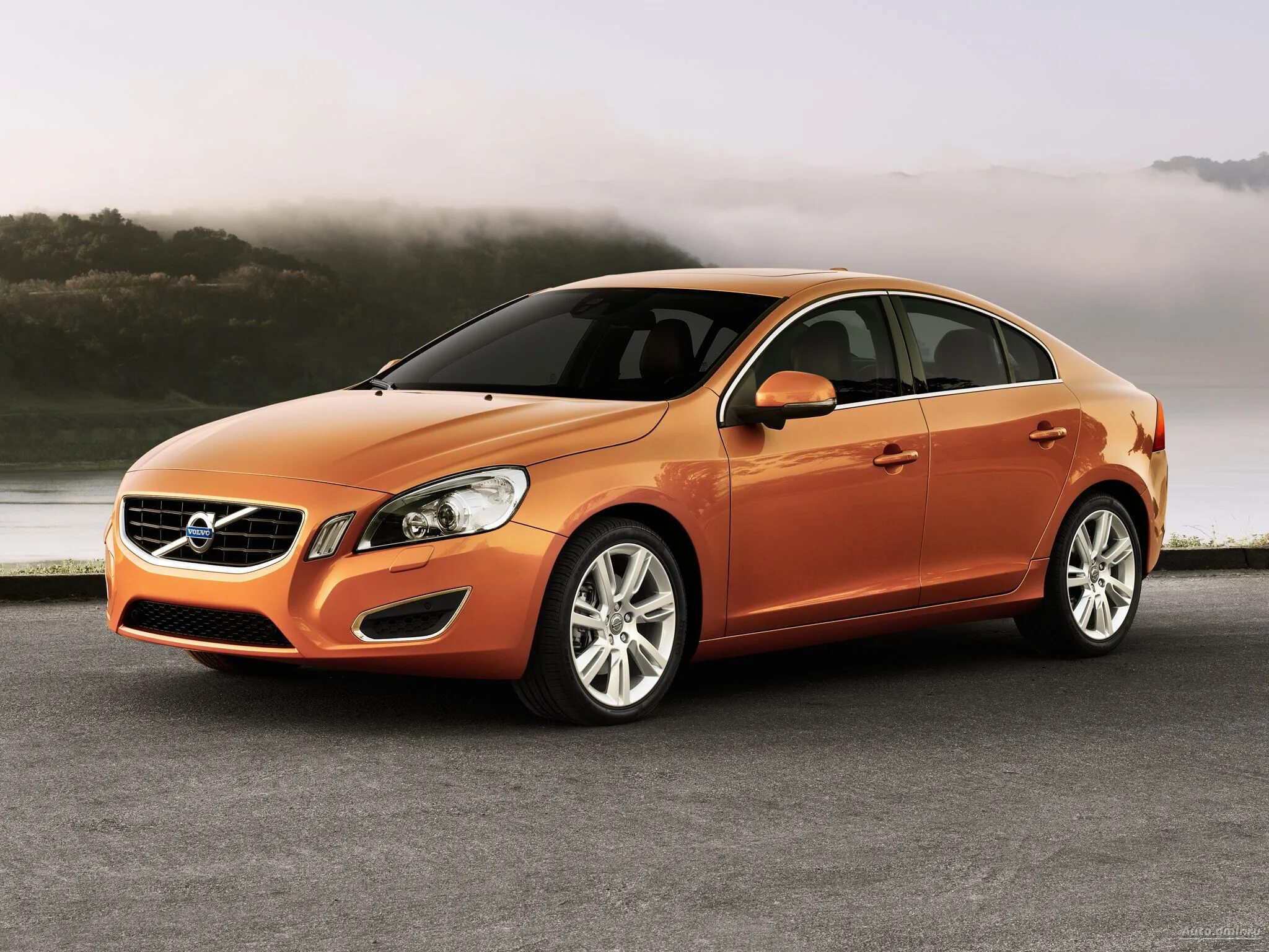 Volvo cars. Вольво седан s60. Volvo s60 2010. Volvo s60 2013. Вольво с 60 седан.