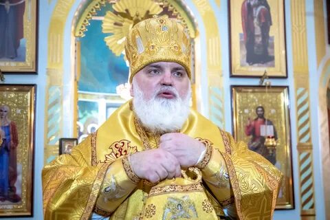 Какие обязанности были у слуг архиерея