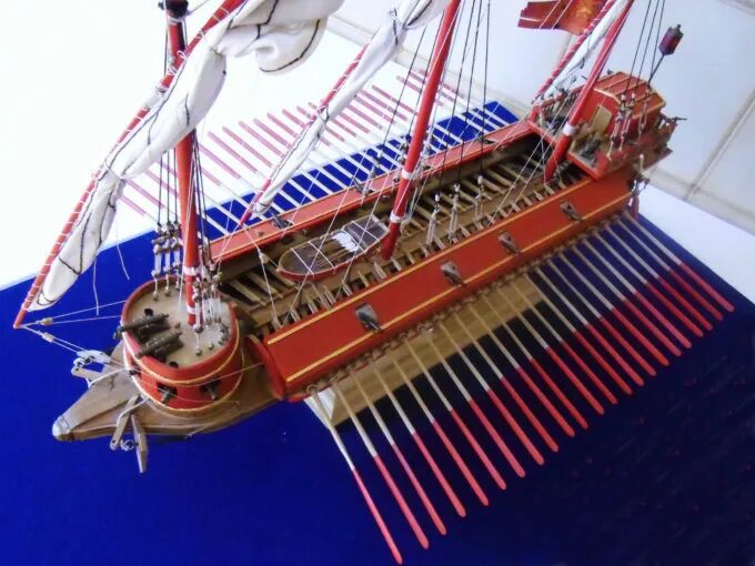 Венецианский галеас. Галеас 17 век. Венецианский галеас модель. Галеас корабль.