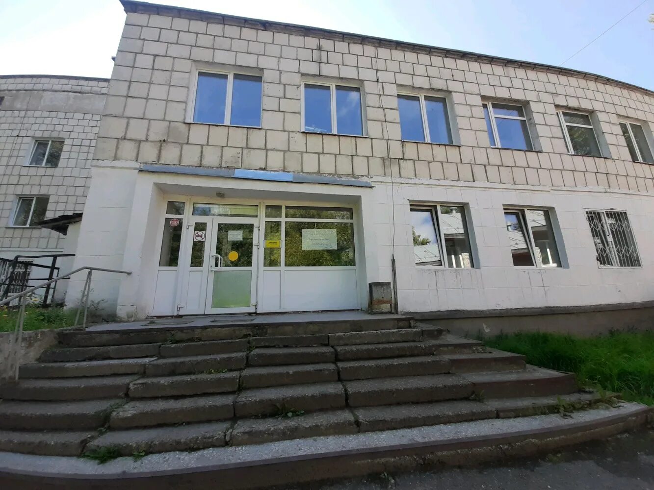 Ул автозаводская 82а пермь. Ожоговый центр пермь закамск. Липатова 17 пермь ожоговый центр. Автозаводская 82 город пермь больница гринсберг. Ожоговый центр пермь.