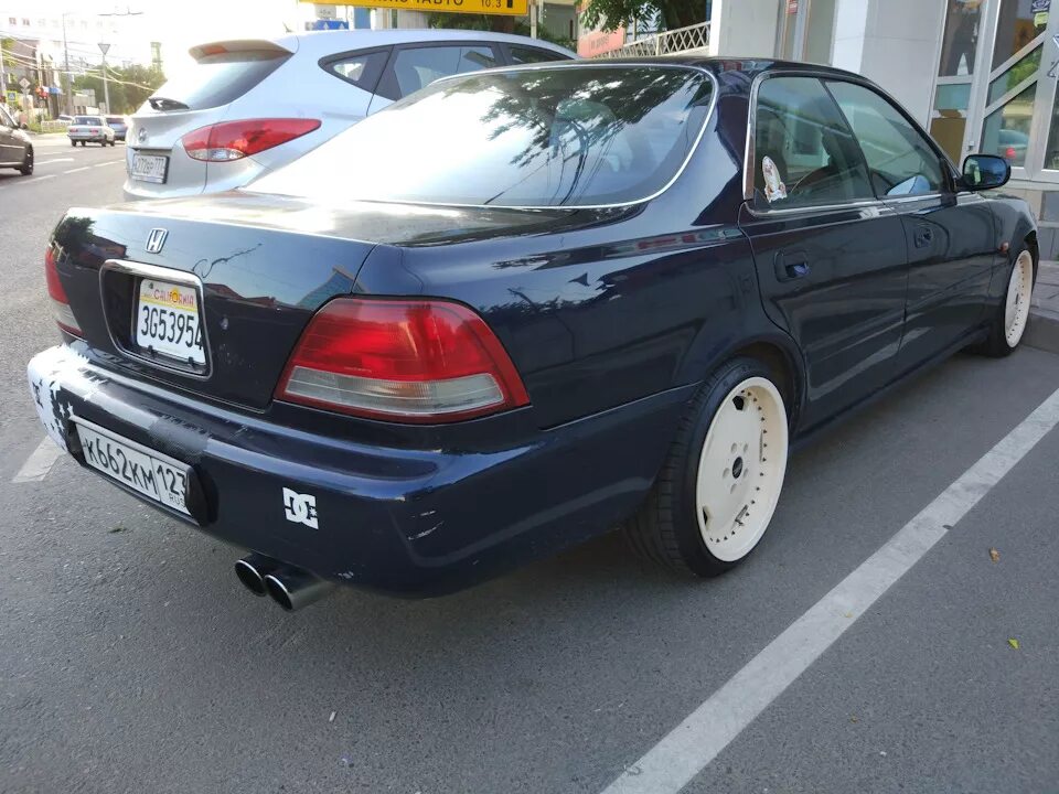 Инспаер машина 1996. Honda inspire ua2. Обвес хонда инспаер ua2. Ua2 honda. Honda inspire ua2.