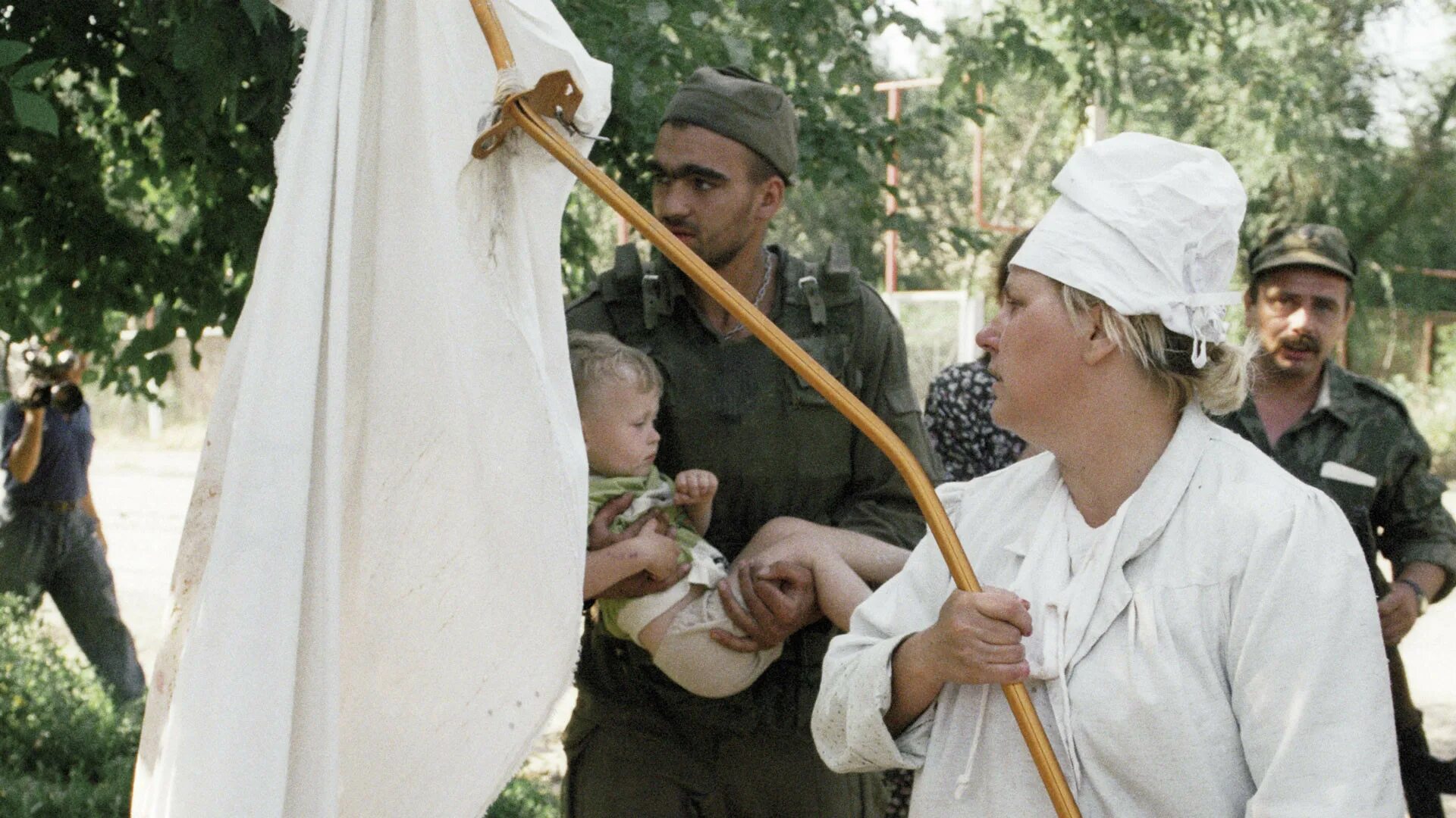 Штурм больницы в Буденновске 1995. 14 Июня 1995 года – Буденновск, захват больницы. Овчинниковы захват