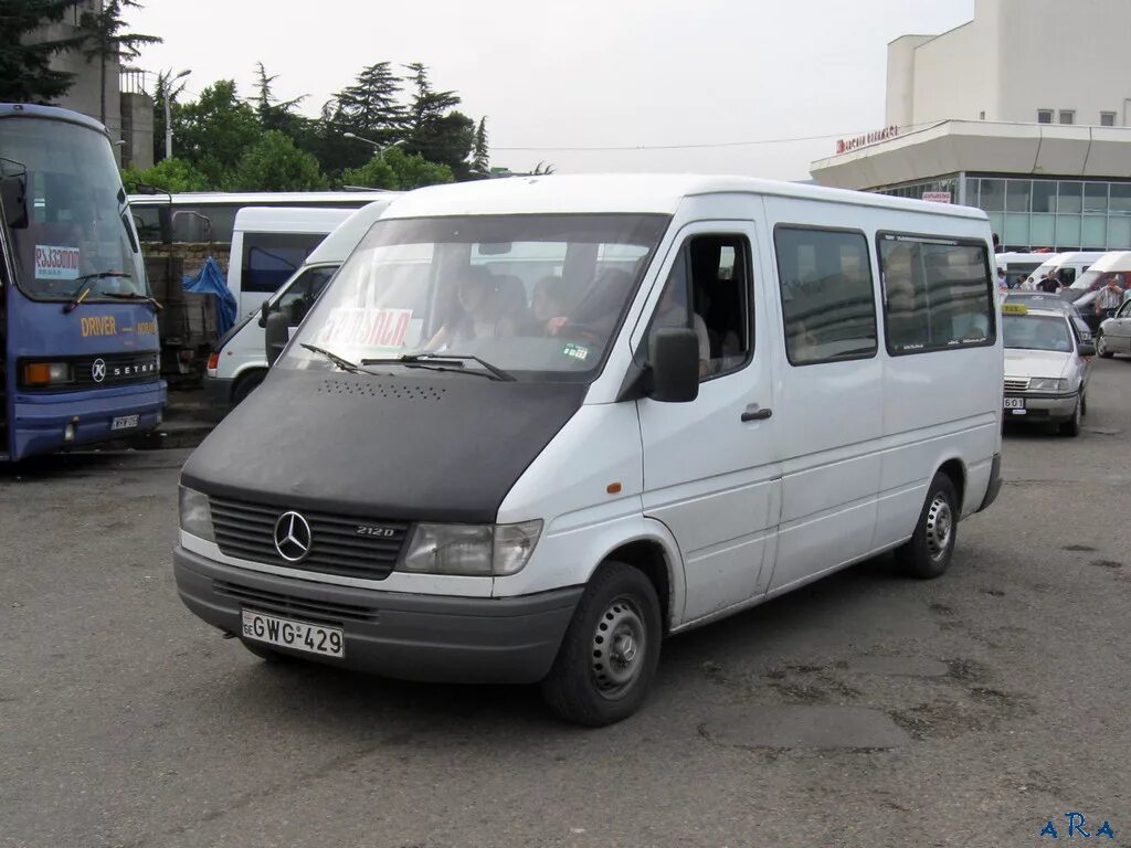 Sprinter 212d. Спринтер 212. Mercedes Sprinter 212. Mercedes Sprinter 212d. Купить мерседес в грузии