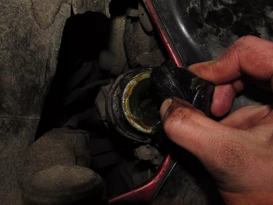 смазка рулевой рейки калина 1 без снятия.