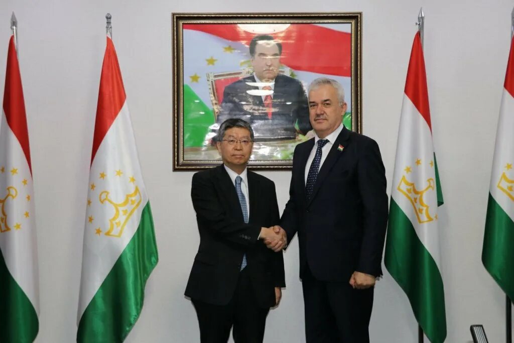 Япония и Таджикистан. Таджикистан и Япония сотрудничество. Главы МИД Кыргызстана и Таджикистана. Япония Кыргызстан.