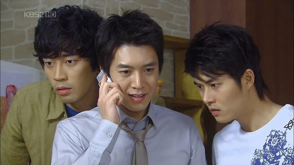 дорамы 2008 года. трое пап и одна мама сериал. три папы и одна мама дорама. дорама трое пап. три папы и одна мама дорама.