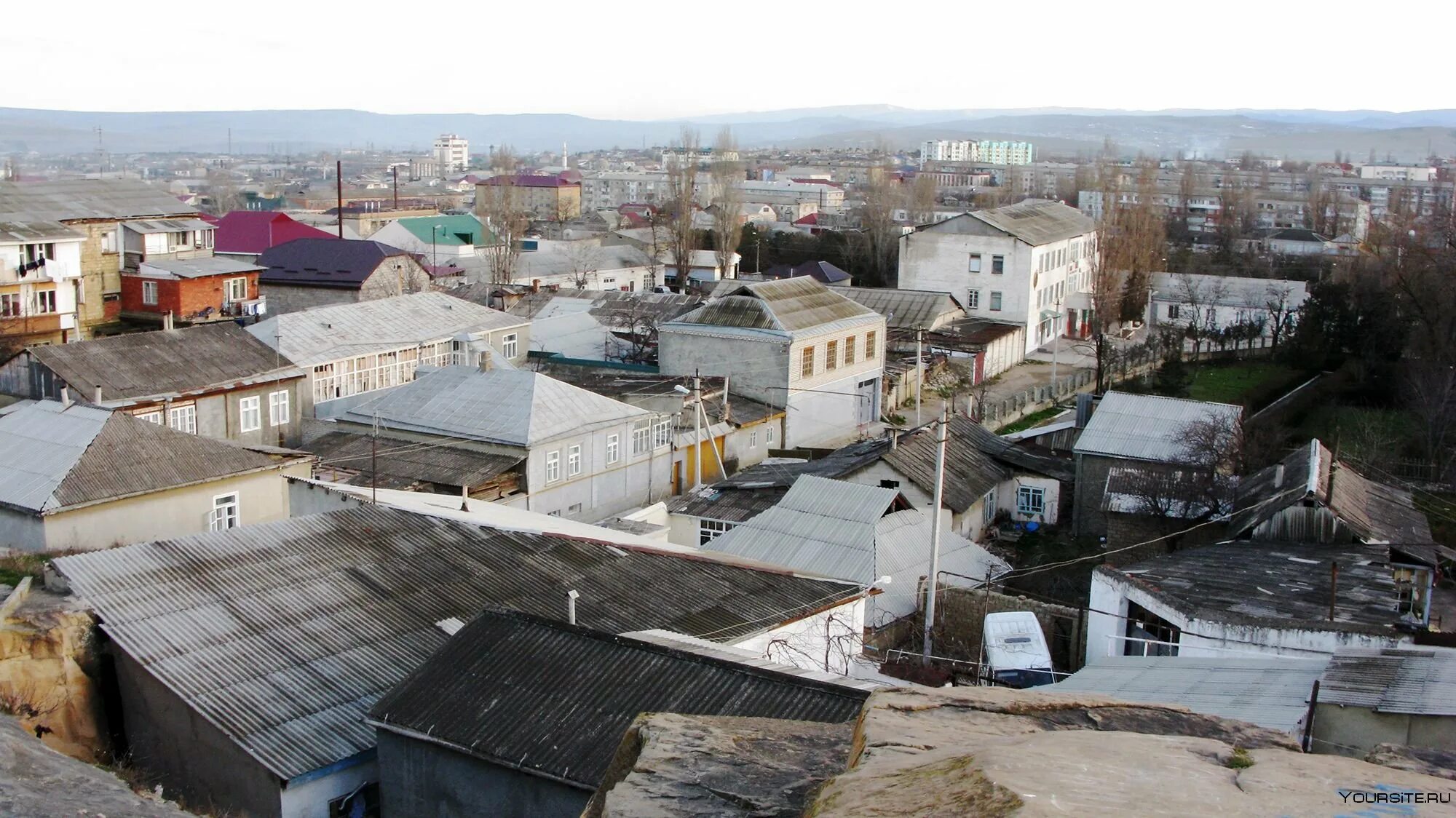 Буйнакск Дагестан. Буйнакск центр города. Город Буйнакск Республика Дагестан. Буйнакск Дагестан горы.