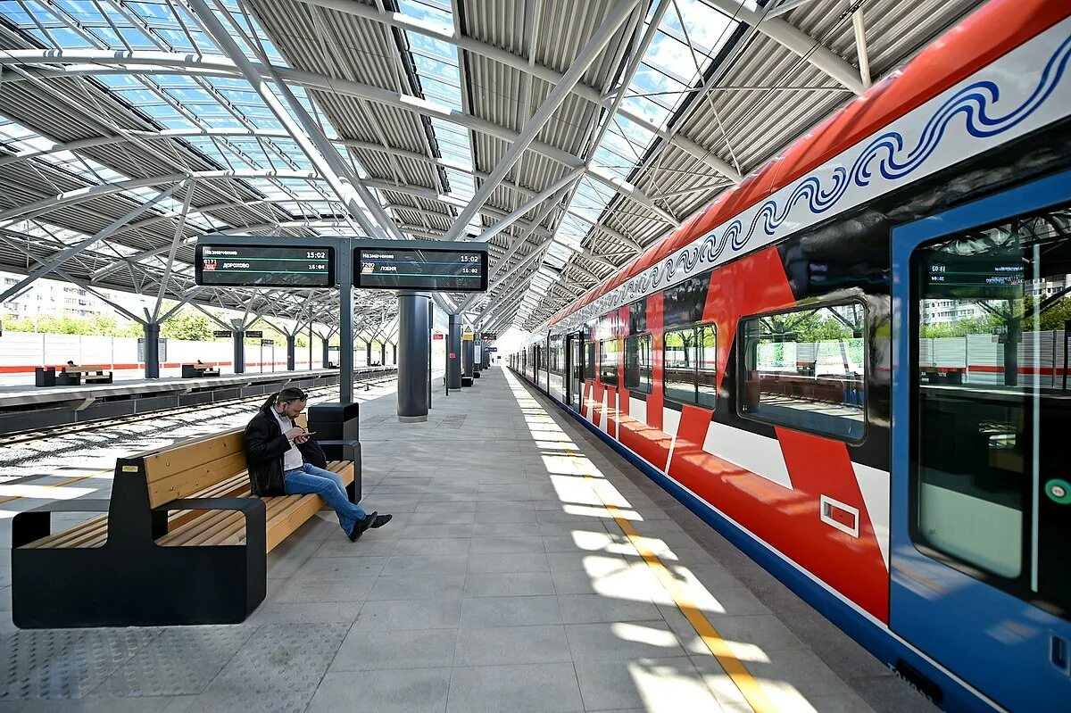 Славянский бульвар станция московского метрополитена. Метро славянский бульвар вестибюль. Московское метро станция славянский бульвар. Славянский бульвар d1. Станция аэроэкспресса славянский бульвар.