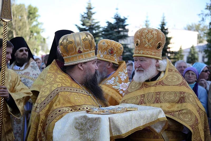 священники архангельской епархии. владыка архангельский. епископ архангельский. храм всех святых архангельск. ангел архангельск епархия.