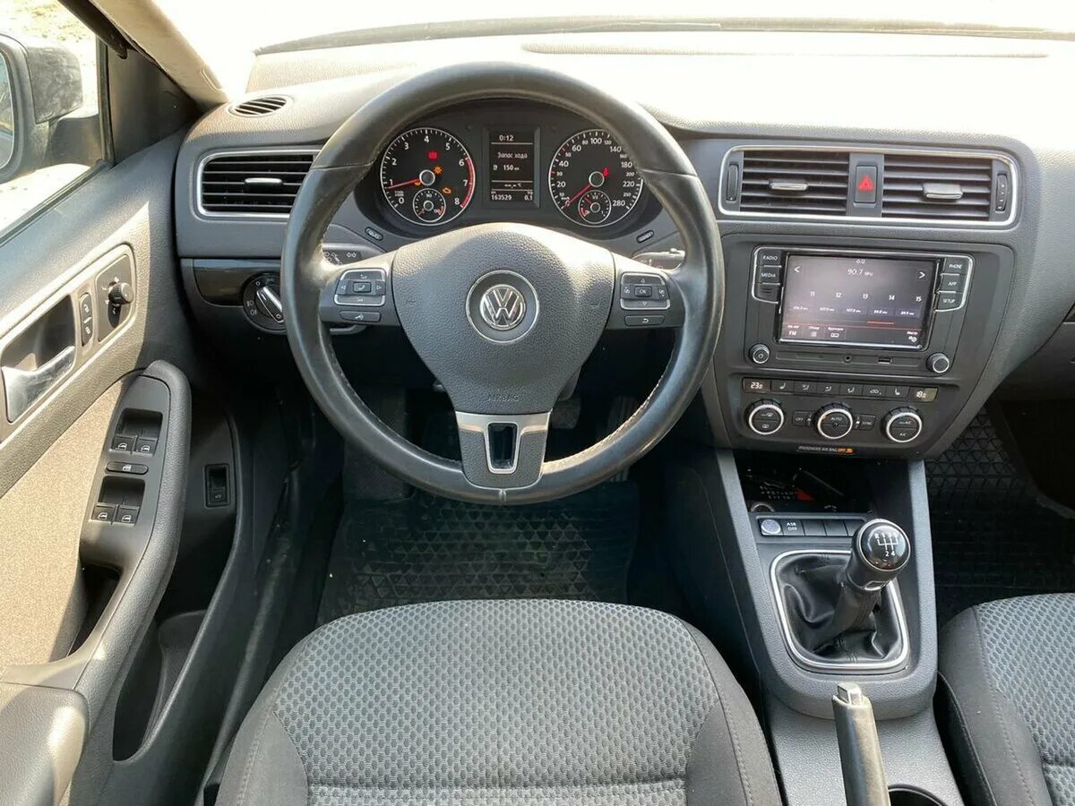 VW Jetta 2012 1.6. Фольксваген Джетта 1.6 механика. VW Jetta 2012 Interior. Фольксваген Джетта 6 2012. Volkswagen jetta автомат