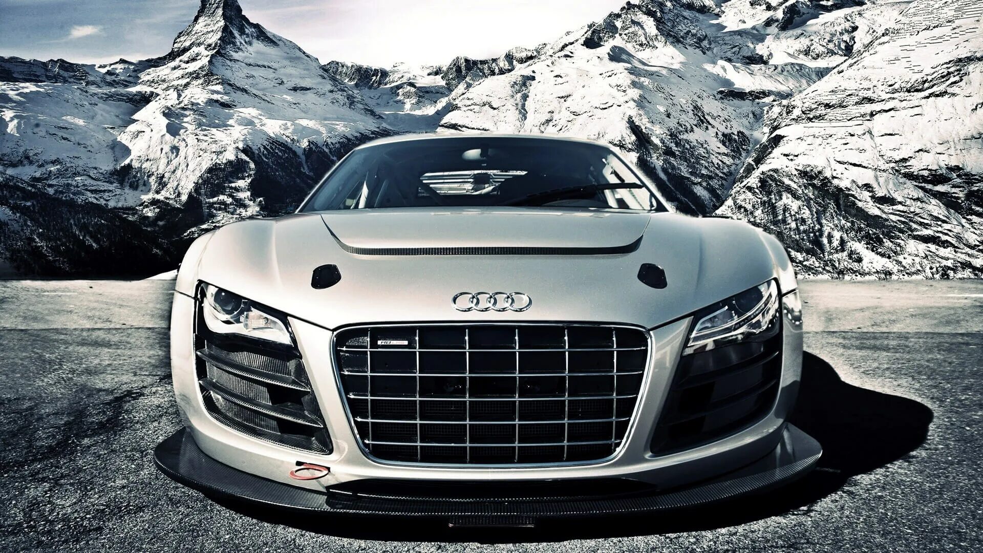 Красивая заставка машины. Audi r8 Sport. Audi r8 обои. Audi r8 серая. Audi r8 Wallpaper.