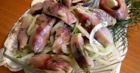 Селедка с уксусом и маслом