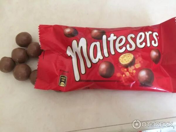 Хрустящие шоколадные шарики. Шоколадное драже Мальтизерс. Драже Maltesers 37гр Марс. Maltesers шоколадные шарики 37 гр. Maltesers драже шоколадные шарики.