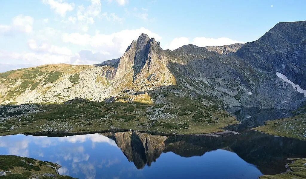 Ал рила. Национальный парк пирин болгария. Рильские озера болгария. U образная долина. Семь рильских озёр болгария.