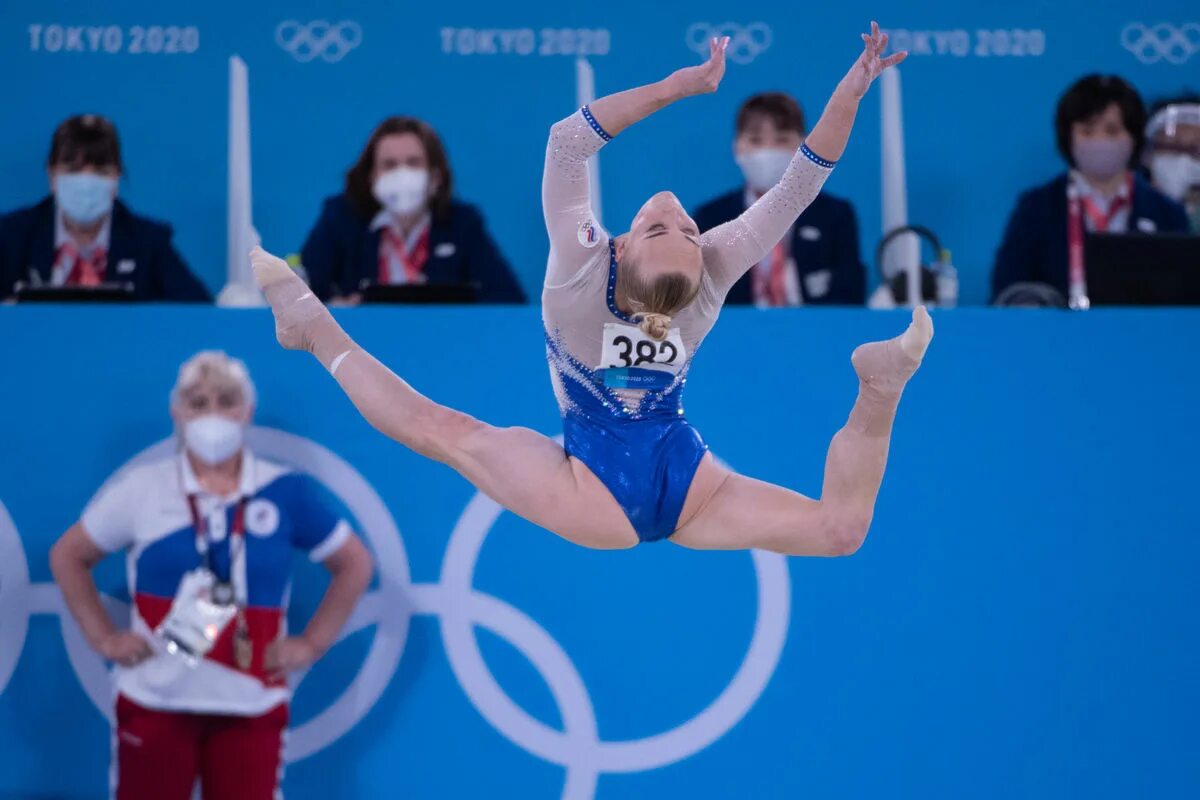 Первая международная федерация. Мельникова спортивная гимнастика.