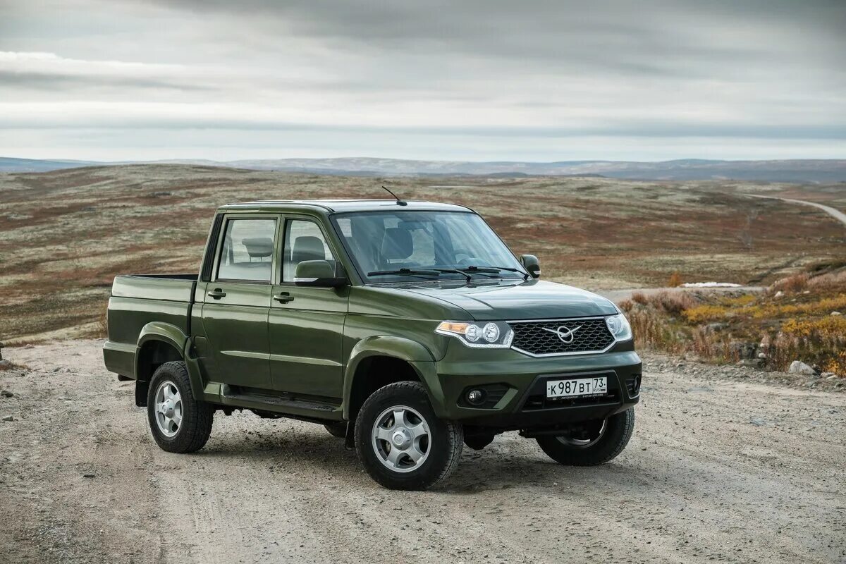 Новый уаз 5. UAZ Pickup 2022. Новый УАЗ 469 Бор. УАЗ Патриот пикап 2022. Хантер пикап.