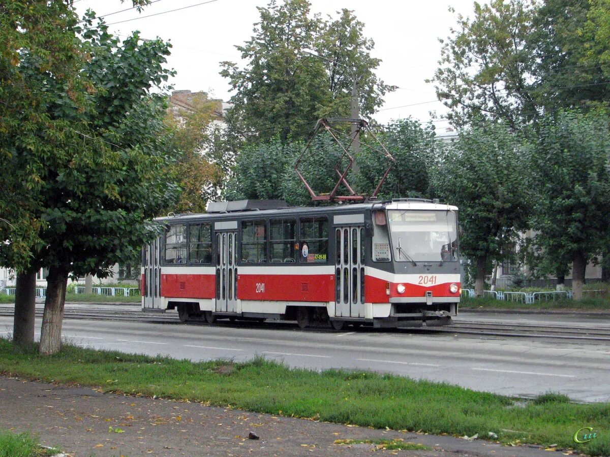 Маршрут трамвая 6 и 7 нижний. Tatra t6b5 Ижевск. Трамвай Татра t6b5. Ижевский трамвай Татра т6в5. Трамвай Tatra т-6 b5.