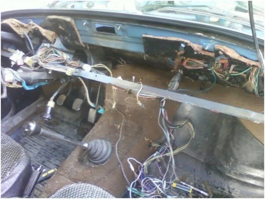 Ваз 2107 дует холодный воздух с печки. Плохо греет печка ваз 2106. Ваз 2107 дует холодный воздух с печки. Плохо дует печка ваз 2106. Заслонка воздуха печки ваз 2106.