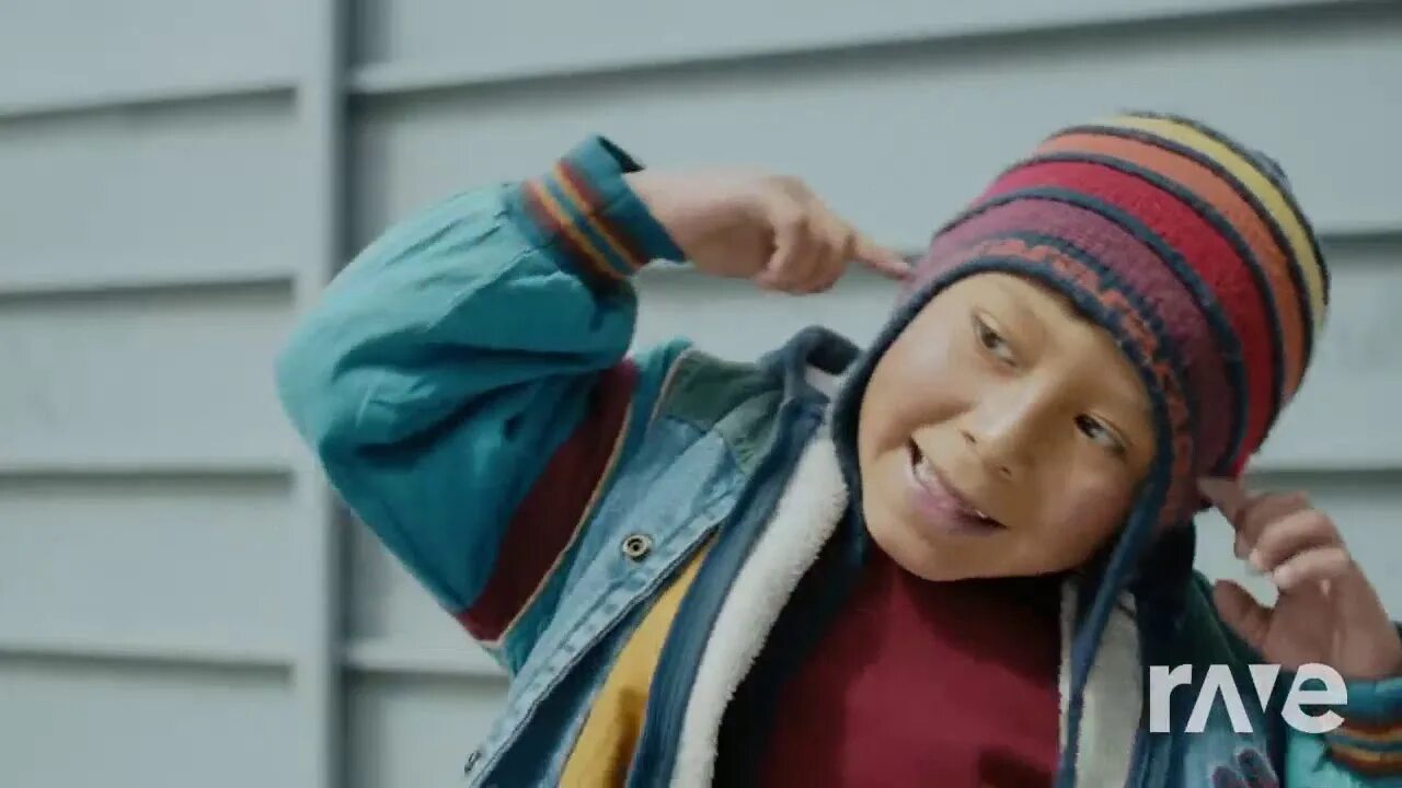 Feel la la la. Naughty boy - la la la ft. Sam Smith. La la la Naughty boy Sam. Трек la la la. Клип la la la Naughty boy.