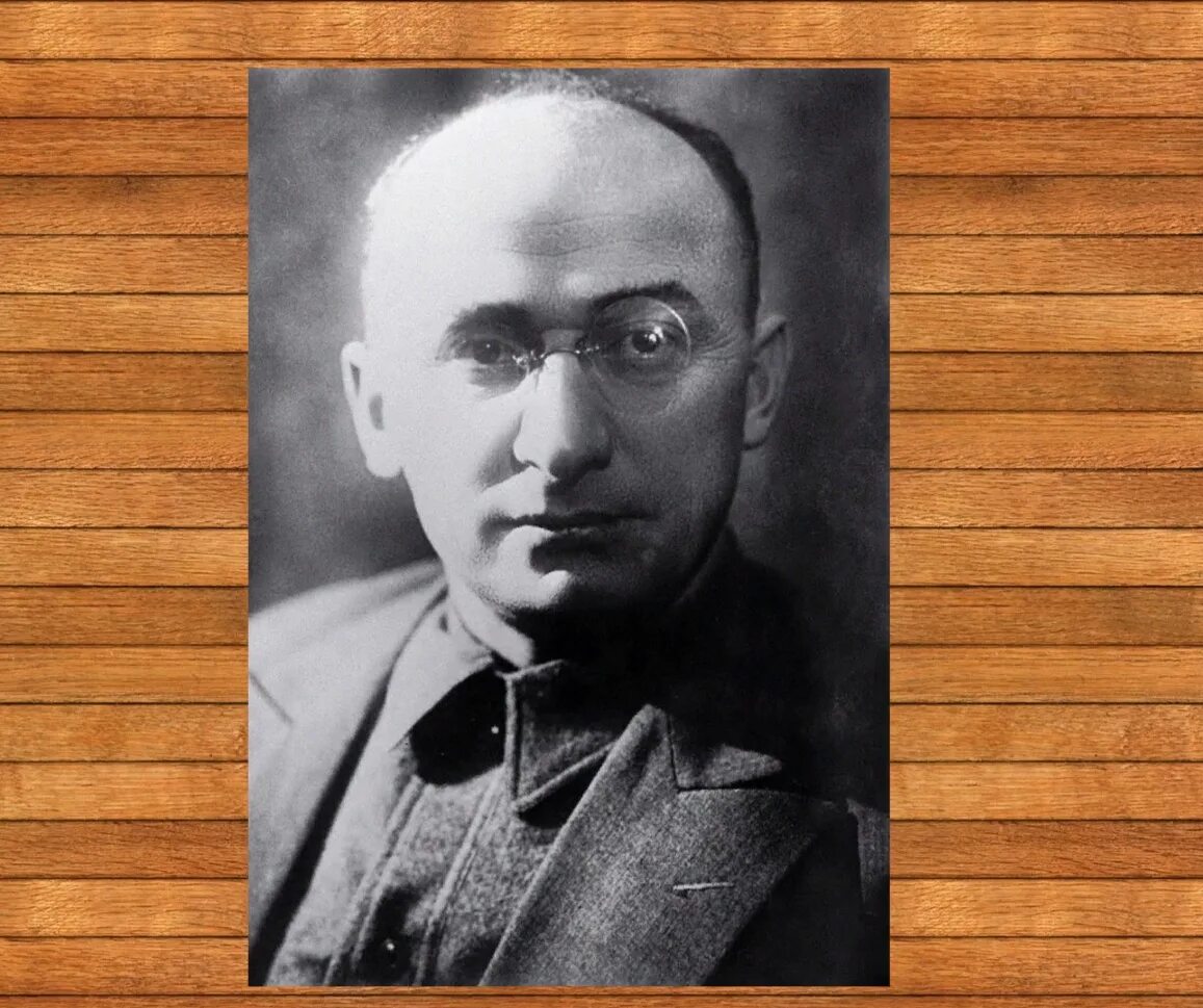 Последние берии. Маршал советского союза берия л. Берия портрет. Берия в молодости. Портрет лаврентия павловича берия.