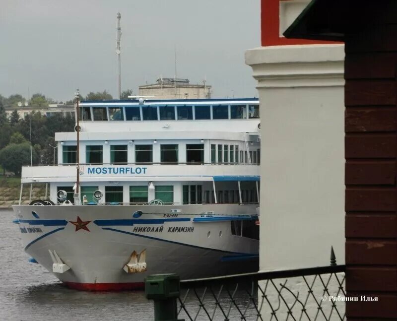 теплоход карамзин расписание