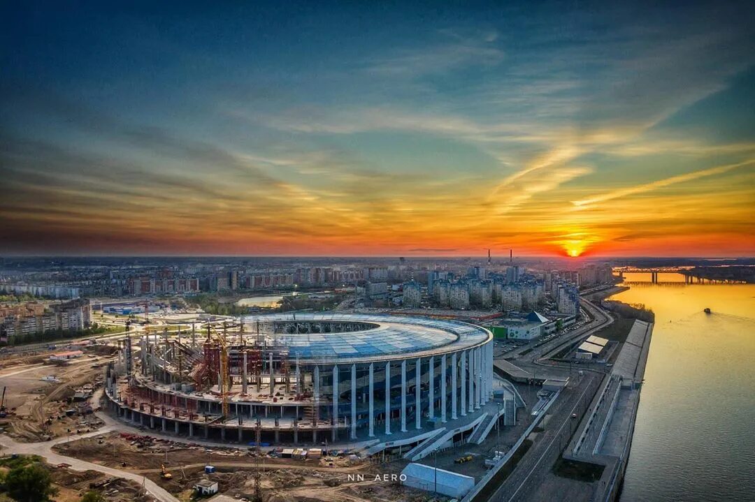 Arena нижний новгород. Нижегородский стадион Нижний Новгород. Нижегородский футбольный стадион. Стрелка стадион Нижний Новгород. Арена Нижний Новгород футбол.