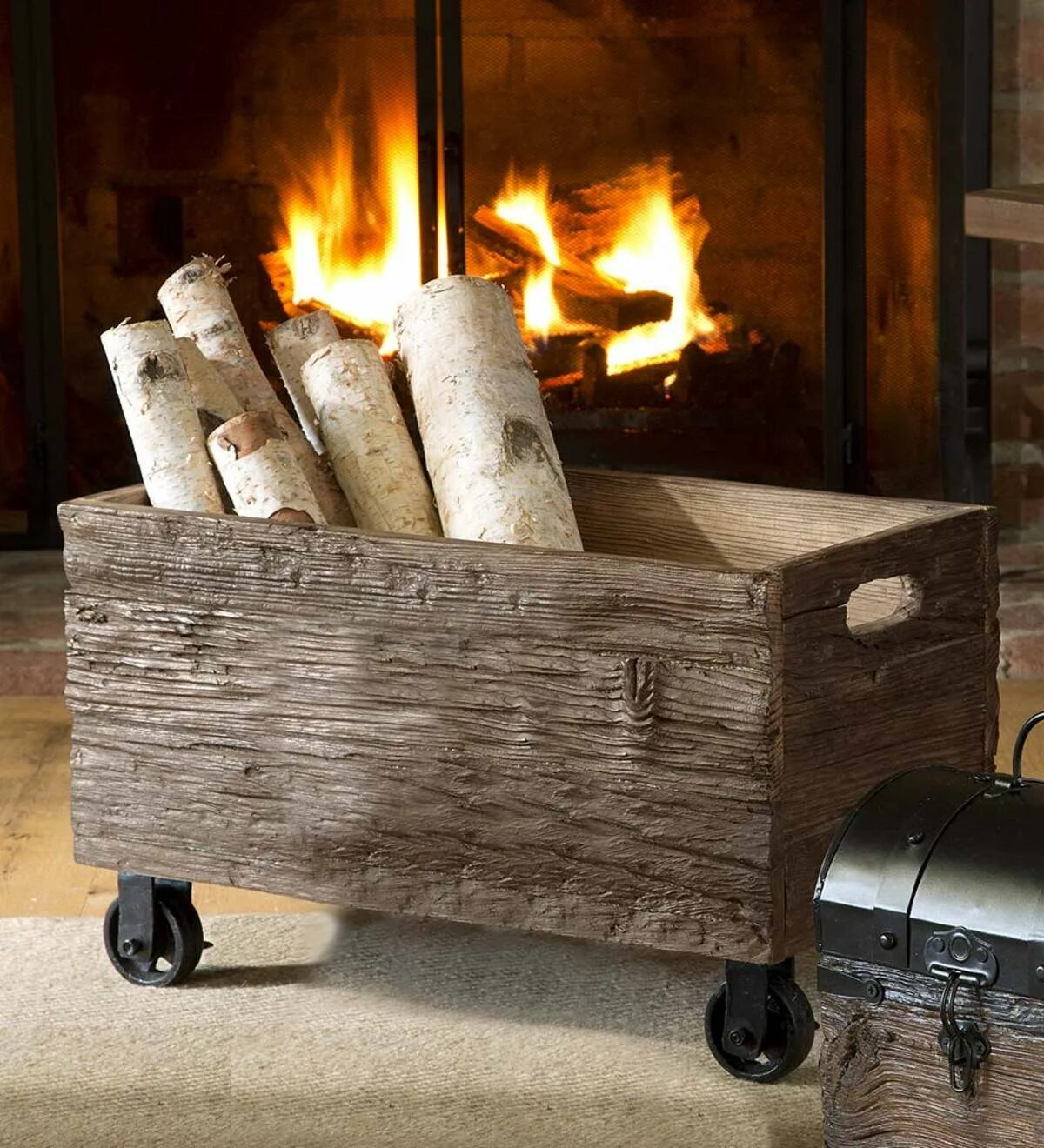Сколько дров на баню. Дровница Firewood 110761. Деревянный ящик для дров. Ящик для дров у камина. Подставка для дров в камин.