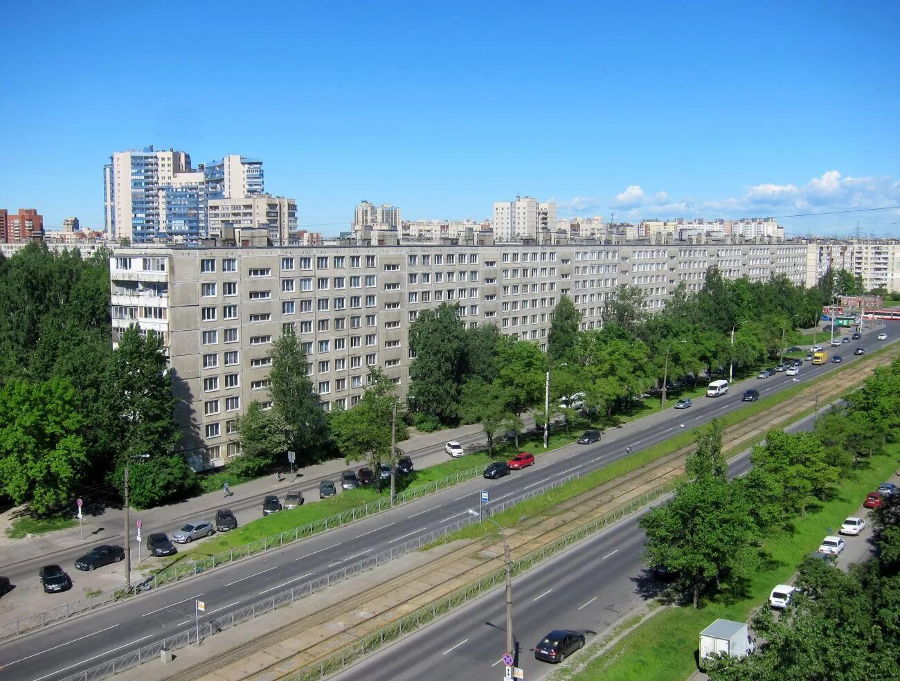 Квартиры метро большевиков