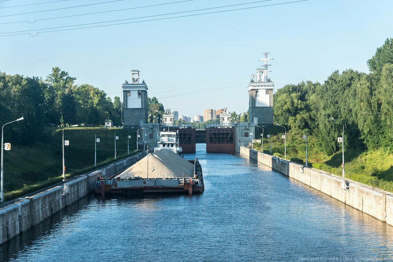 Поселок шлюзы. Шлюз 7 Москва. ГЭС 191 канал имени Москвы. Шлюз 7 канала им Москвы. Набережная канала имени Москвы.