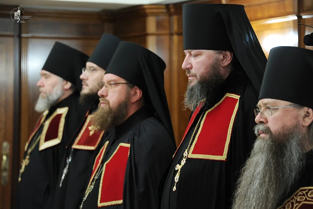 епископ таганрогский артемий. епископ феоктист игумнов. архимандрит герман кузьмин. епископ клинский стефан привалов сергей владимирович. сан ниже архимандрита 6.