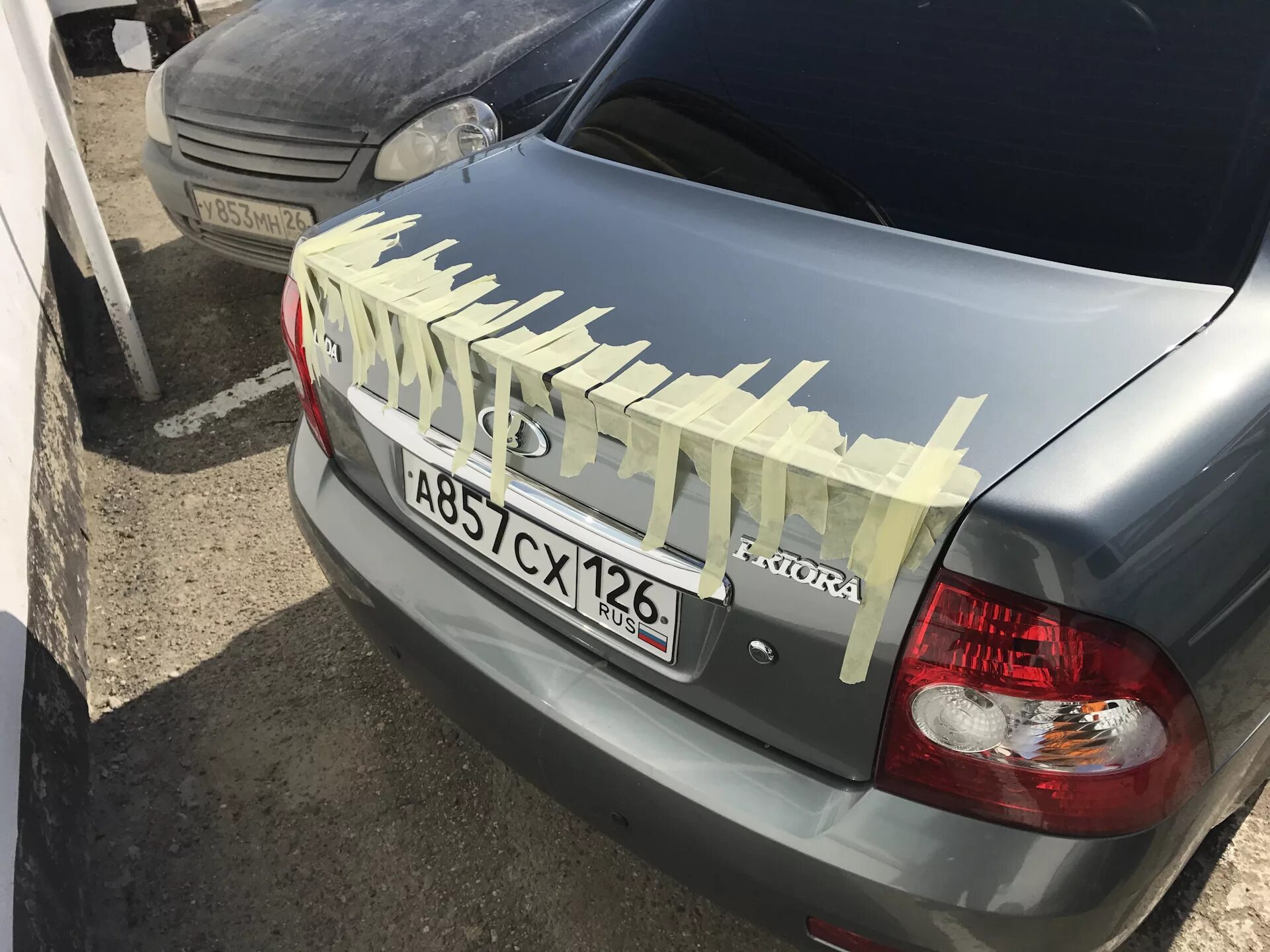 Как приклеить букву на автомобиле. Как приклеить букву на автомобиле