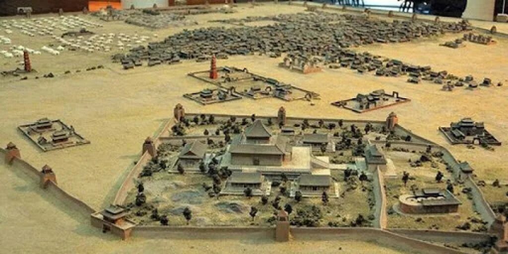 каракорум столица монгольской империи. каракорум столица монгольской империи реконструкция. 1220 каракорум. каракорум чингисхан. столица чингисхана каракорум.