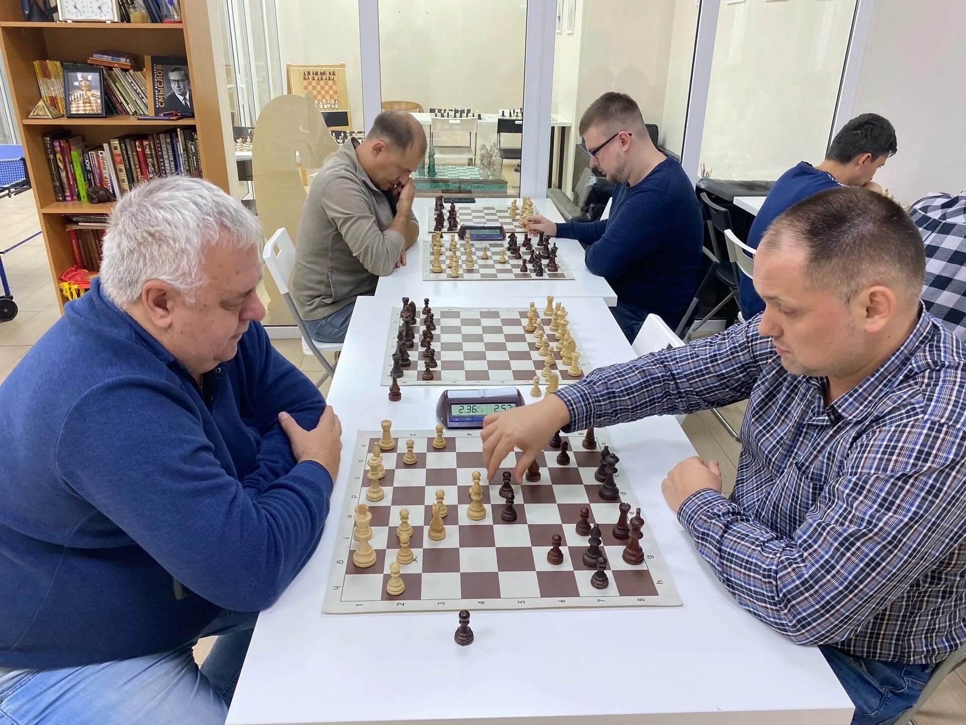 франсиско троис. шахматы "игрок". друзья шахмат. дети играющие в шахматы. шахматы друзья.