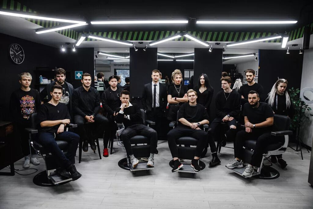 эрик плиев барбершоп topgun. барбершоп владимира невского. барбершоп владимира невского. дмитрий цирюльников. постеры для мужской парикмахерской.