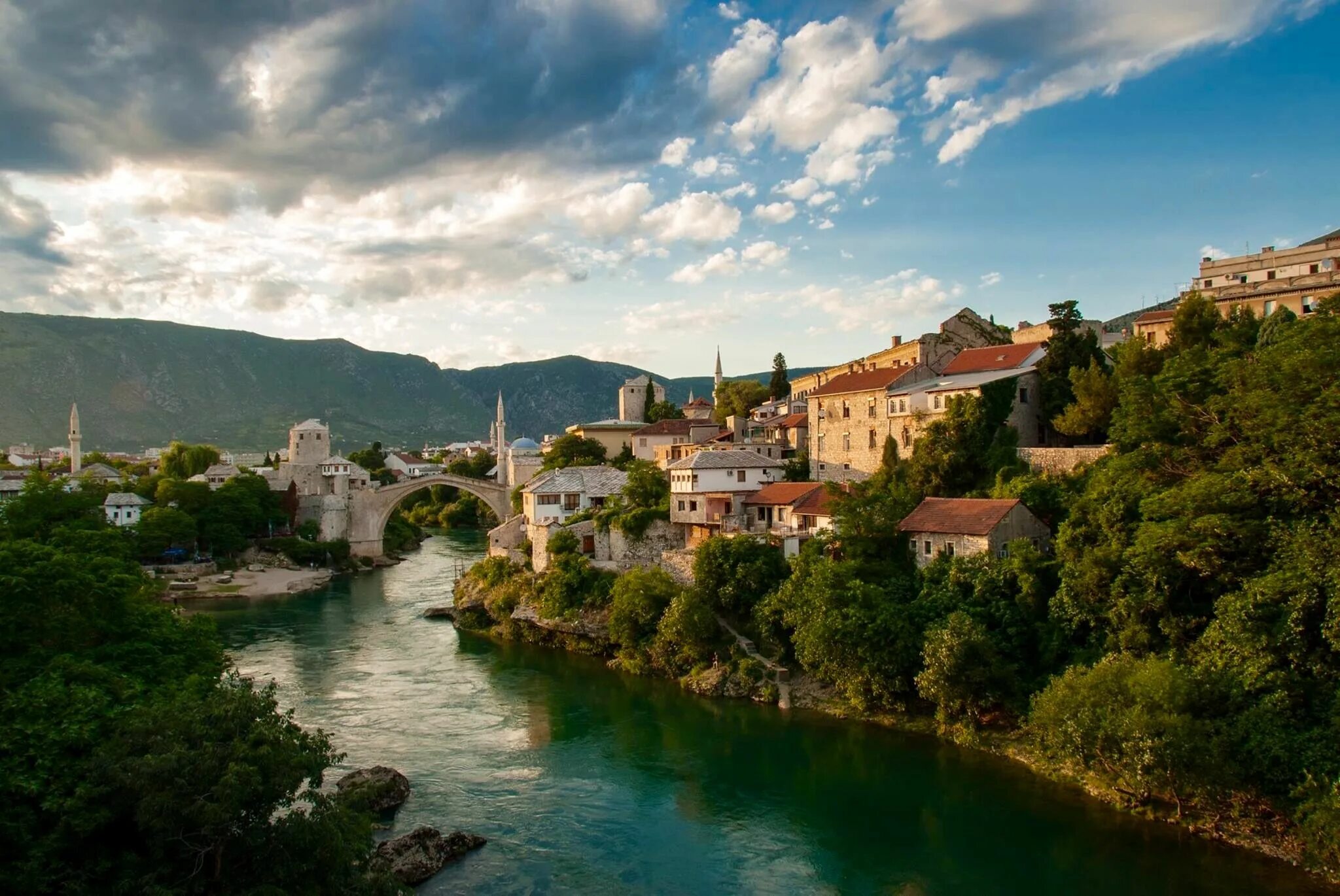 Старый мост (мостар), босния и герцеговина. Македония босния герцеговина. Босния и герцеговина, международный аэропорт мостар. Югославия пейзажи. Македония босния герцеговина.