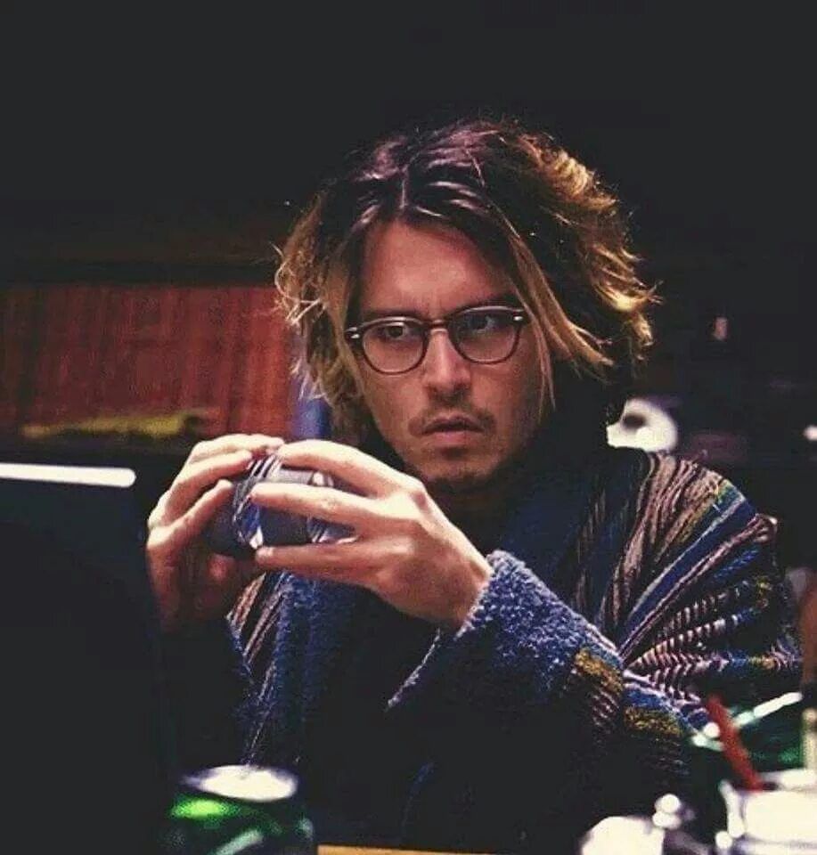 Secret win. Johnny Depp. Морт Рейни Джонни Депп. Johnny Depp Secret Window. Джонни Депп gif.