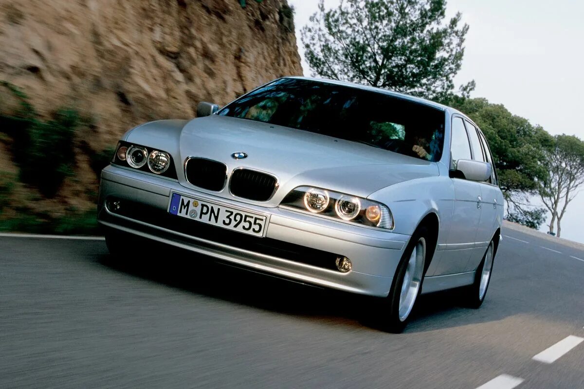 Бмв 530d е39. Bmw 525 e39 2000. Bmw m5 e39 дорестайлинг. Бмв 5 кузов е39. Е 39 кузов бмв.